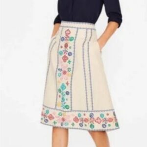 Floral Embroidered Cream Skirt